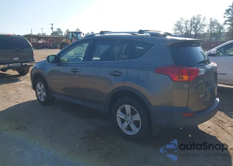 2013 Toyota Rav4 Xle z USA, uszkodzony, nr VIN JTMWFREV2D5003444